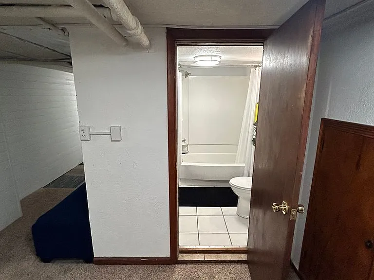 930 Ridge Ave — Photo 124