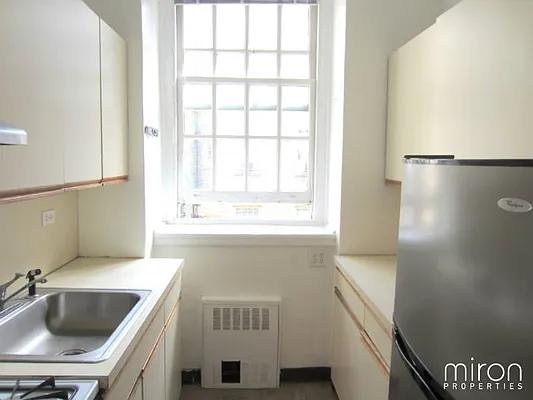 Rented by Miron Properties | media 23