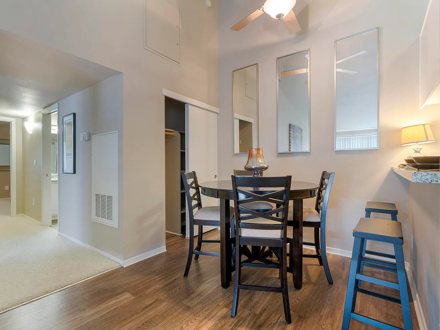 Sonterra Apartments — Photo 4