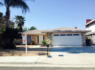 610 Montebello Pl, Hemet, CA 92543