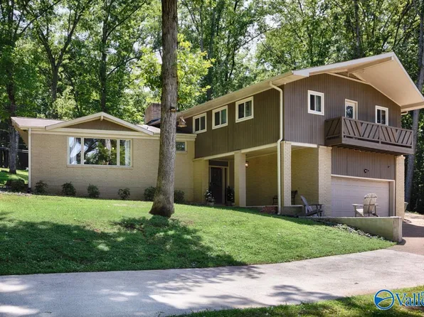 9606 Nottingham Ln SE, Huntsville, AL 35803