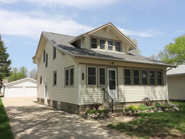 717 W 4th St, Spencer, IA 51301