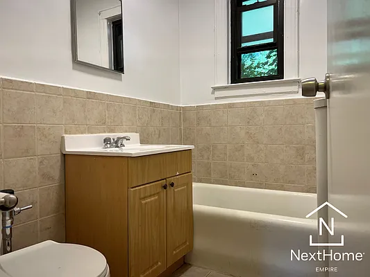 Rented by NextHome Empire | media 9