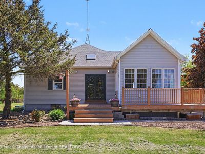 2426 E Colony Rd, Saint Johns, MI, 48879