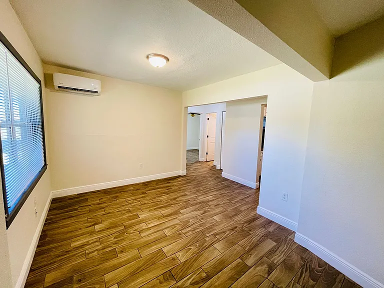 5122 Old Cheney Hwy — Photo 4