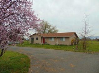 1085 Casino Rd, Medford, OR 97501