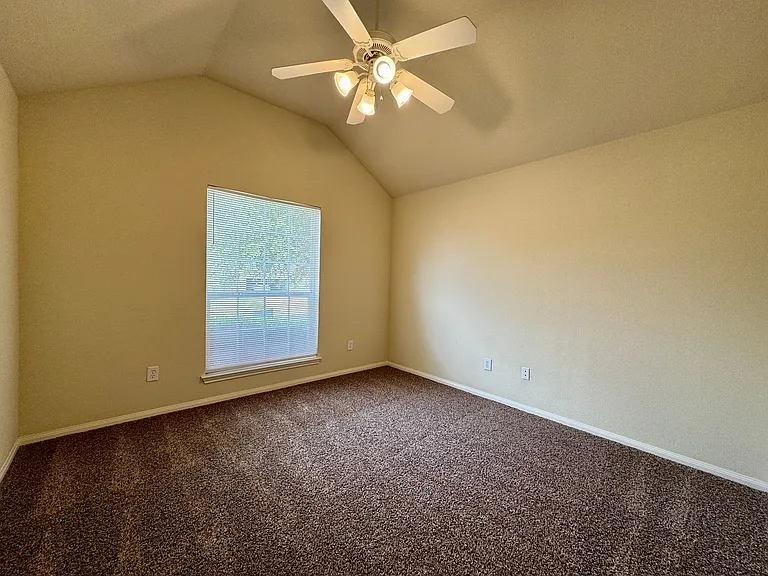 304A Chapel Trail Cir — Photo 13