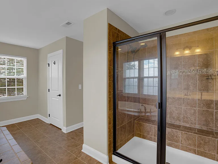 1340 Beechfern Cir — Photo 32
