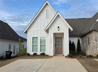 1292 Hidden Den Trl, Opelika, AL 36801
