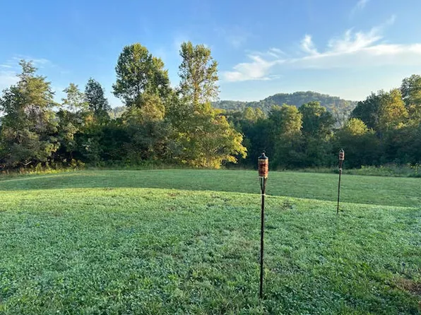 18177 State Highway 2004, Irvine, KY 40336