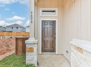 9768 Grosbeak Ln, Magnolia, TX 77354