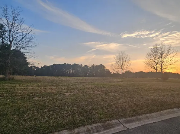 178 Sycamore Lakes Dr Lot 985R, Wallace, NC 28466