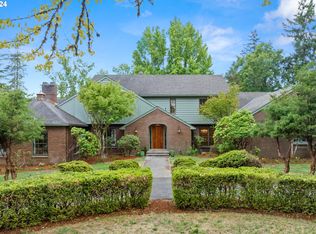 8910 SW Fradeen Ln, Portland, OR 97225