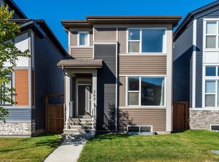 362 E Wolf Creek Mnr SE, Calgary, AB T2X4V5