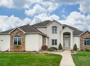 7606 Huguenard Rd, Fort Wayne, IN 46818