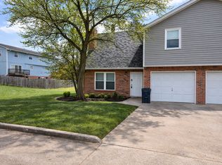 1910 Mirtle Grove Ct, Columbia, MO 65201