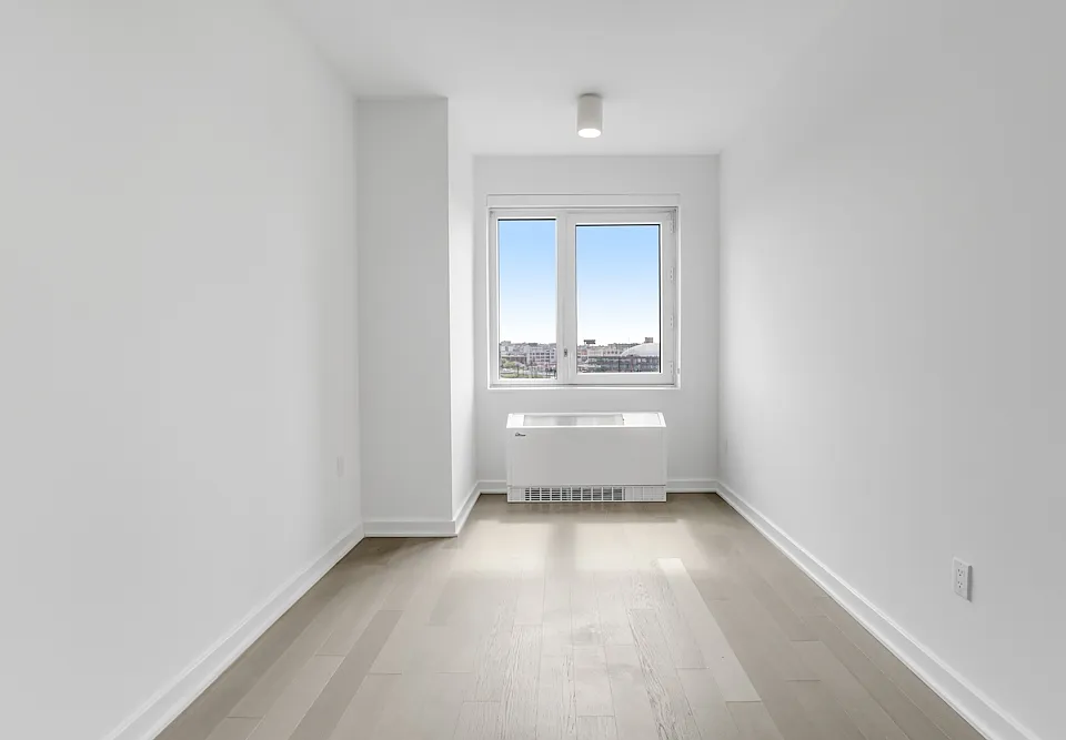 29-22 Northern Blvd #604H