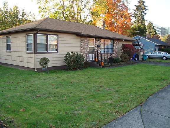 2nd image of 114 NE 90th Ave