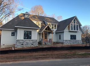 20504 Avoca Lane, Davidson, NC 28036