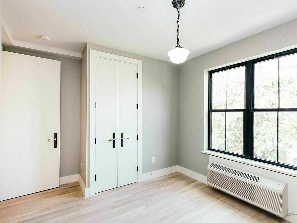 1st image of 303 Stockholm St #4B