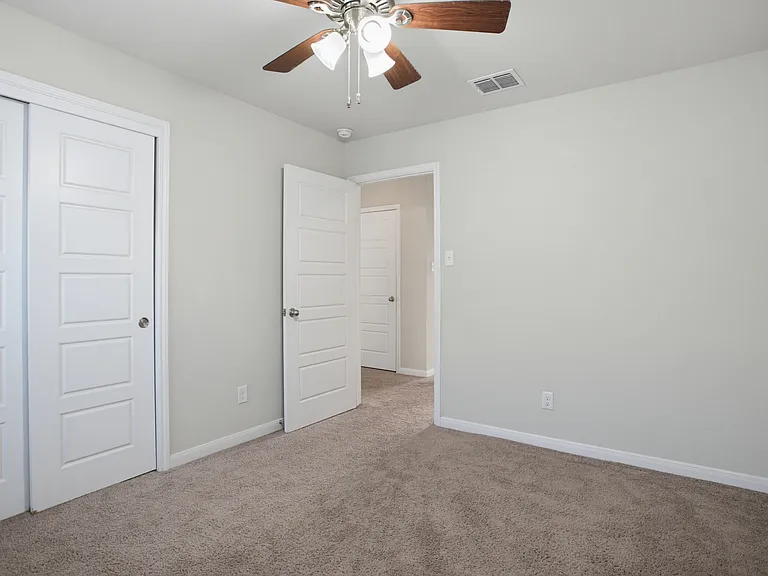 15136 Pandion Dr — Photo 12