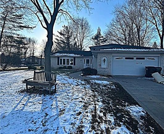 3rd image of 3420 Balsam Dr