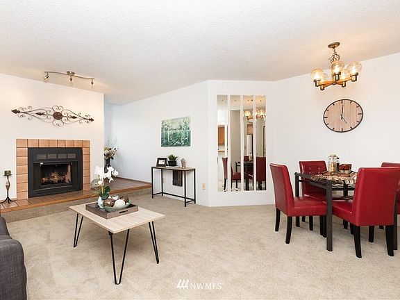 5th image of 13717 Linden Ave N APT 329