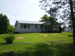 1464 Creassy Rd, Calvin, WV 26660