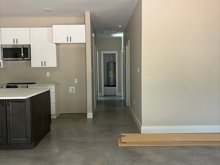 914 Kentucky Ave — Photo 4