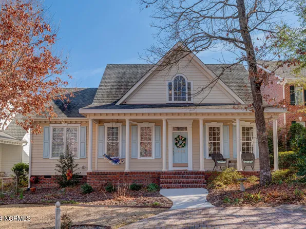 1933 Senova Trace, Wilmington, NC 28405