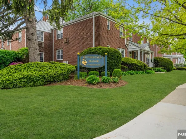 10 Clark Ct, Rutherford, NJ 07070