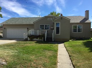 1428 Robertson Ave, Worland, WY 82401