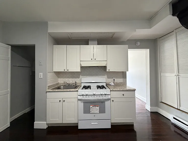 747 Dixwell Ave #1L — Photo 7