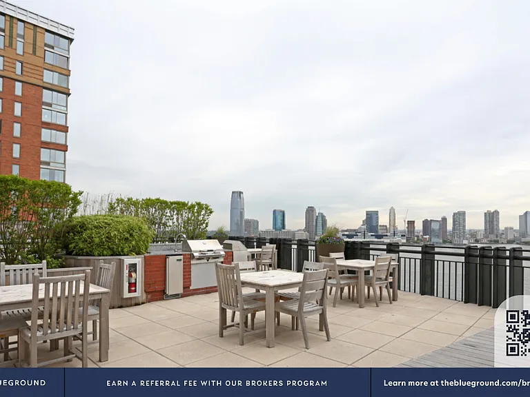 400 Chambers St #28K — Photo 23