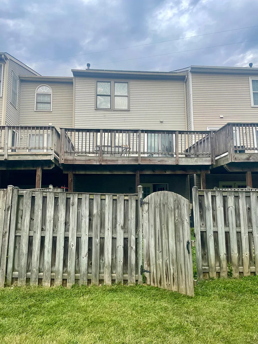 Building Photo - 5303 Duke Ct