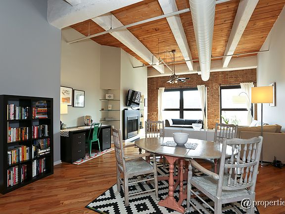 Living Room/Dining Room