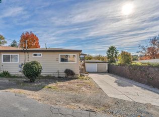 920 Lemon St, Martinez, CA 94553