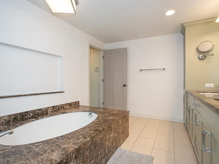 26387 Dundee Rd — Photo 50