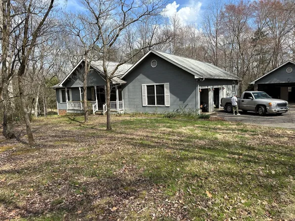 12212 Armstrong Rd, Soddy Daisy, TN 37379