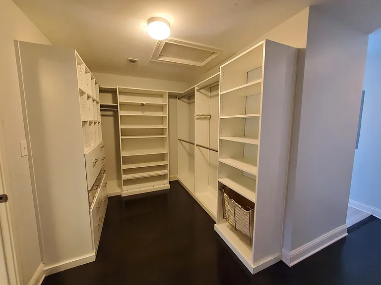 3260 Beacon St — Photo 27