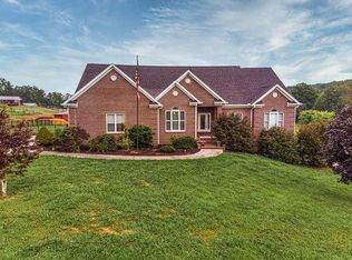 2506 Grey Ridge Rd, Maryville, TN 37801