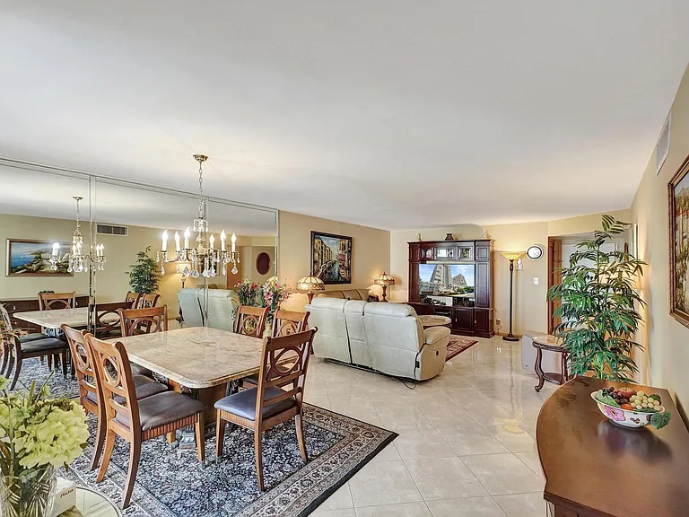 1000 S Ocean Blvd #6M — Photo 10