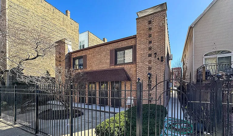 713 W Diversey Pkwy #7 — Photo 13