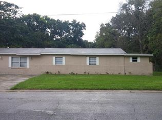 E Hollywood Ave, Eustis, FL 32726