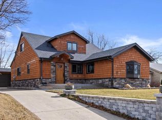 7325 2nd Ave, Kenosha, WI 53143