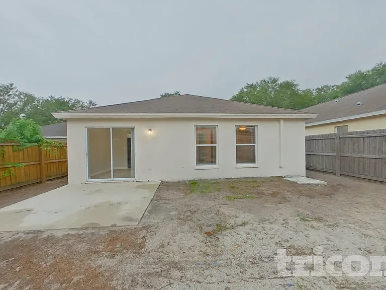 11106 Robin Lake Ct — Photo 16