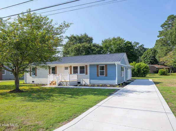 105 Harmon Street, Clinton, NC 28328