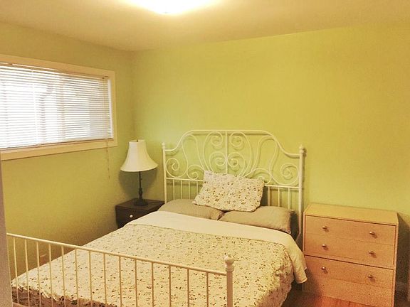 5th image of 6500 35th Ave NE APT 12