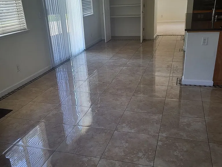 5049 Pine Lake Ct — Photo 77