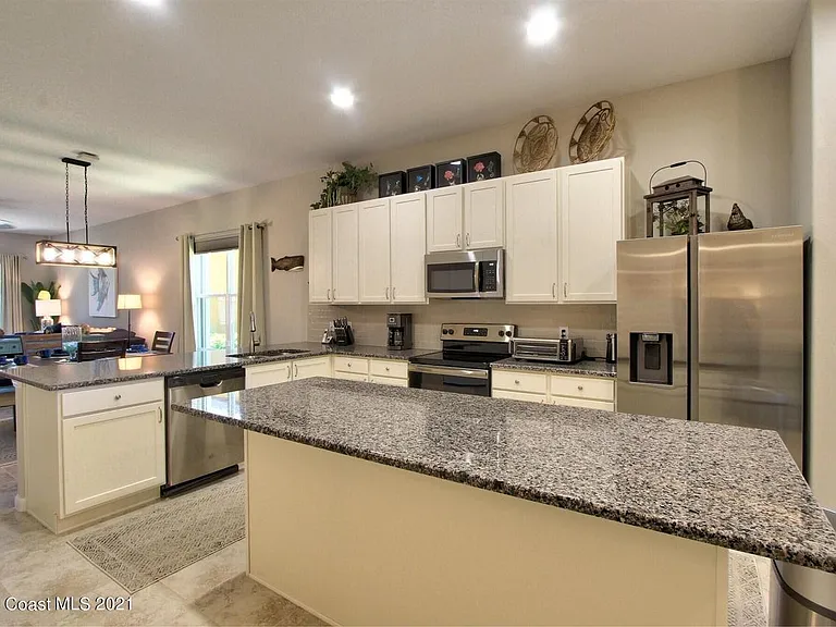725 Simeon Dr — Photo 34